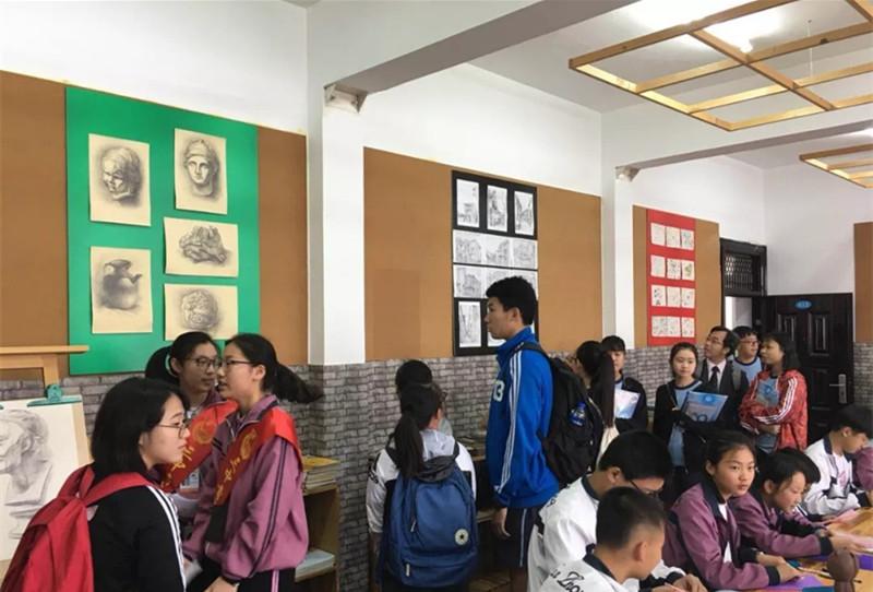 三中三澳門(mén)，探索與解析，三中三澳門(mén)，深度探索與解析