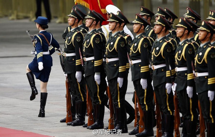 儀仗隊(duì)隊(duì)長(zhǎng)，職責(zé)、角色與SEO優(yōu)化策略探討，儀仗隊(duì)隊(duì)長(zhǎng)職責(zé)與角色及SEO優(yōu)化策略探討