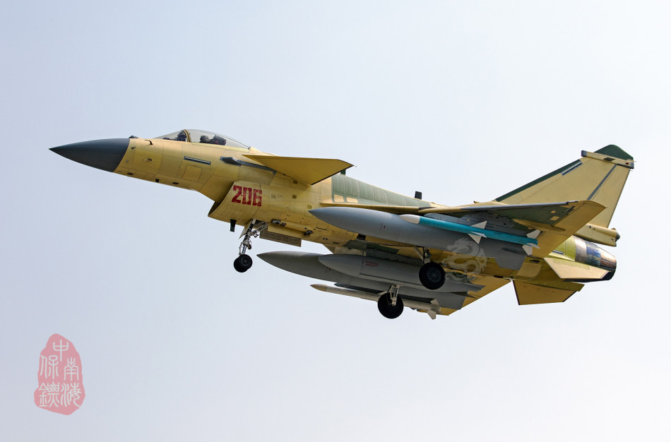 殲10的原型機(jī)是什么？深度解析中國(guó)空軍的主力戰(zhàn)斗機(jī)起源，揭秘殲10原型機(jī)，深度解析中國(guó)空軍主力戰(zhàn)斗機(jī)起源