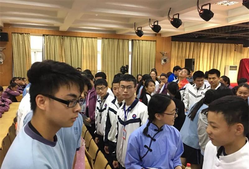 新澳門三中三6組免費(fèi)公開——探索與解析，澳門三中三最新6組數(shù)據(jù)解析與探索，免費(fèi)公開揭秘
