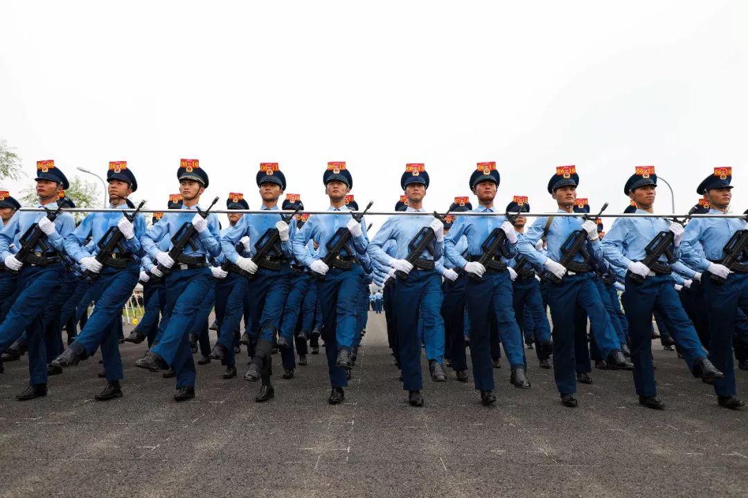 閱兵盛典，2019年的震撼與感動——我的觀后感，閱兵盛典的震撼與感動，我的觀后感回顧與展望（2019年）