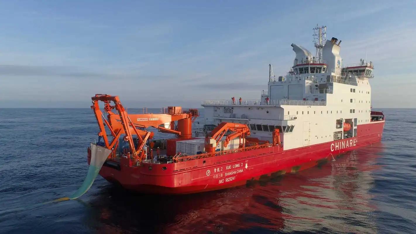 關于中國海軍004號航母下水時間表的全面解析，中國海軍004號航母下水時間表全面解析