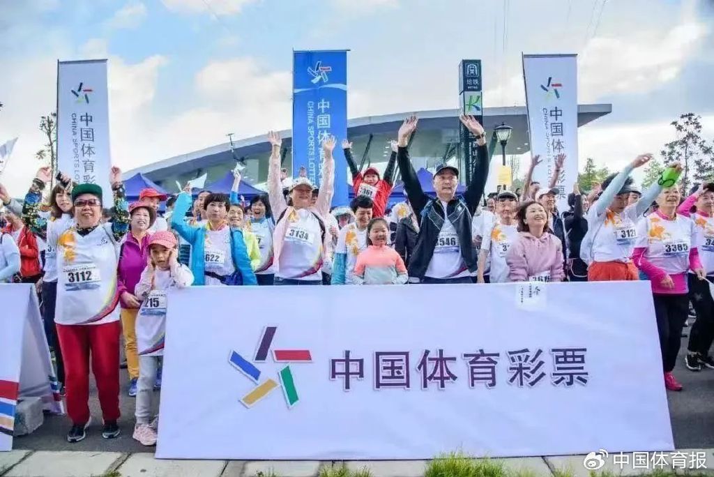 新澳門一碼一肖一特一中鳳凰體育彩票——探索彩票背后的秘密，新澳門彩票背后的秘密，一碼一肖一特一中與鳳凰體育彩票解析