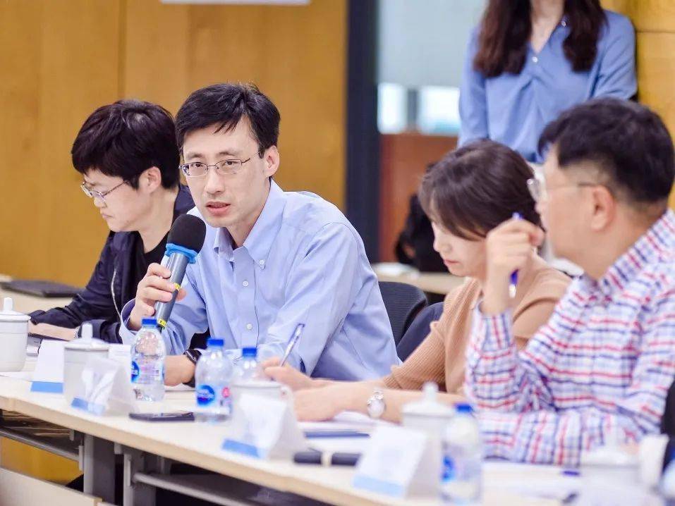王中王一肖中持嗎？深度解析背后的故事與真相，揭秘王中王一肖背后的故事與真相，深度解析與真相探討