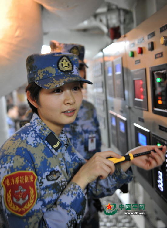 遼寧艦上的女兵角色與職責(zé)解析，遼寧艦上的女兵角色與職責(zé)探討