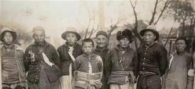 運(yùn)-50大型戰(zhàn)略運(yùn)輸機(jī)的優(yōu)勢(shì)與挑戰(zhàn)，探索航空運(yùn)輸?shù)奈磥?，運(yùn)-50大型戰(zhàn)略運(yùn)輸機(jī)的優(yōu)勢(shì)與挑戰(zhàn)，航空運(yùn)輸未來探索之路