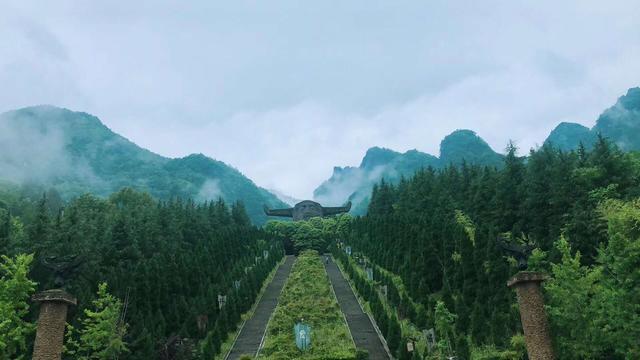 湖北神農(nóng)架旅游景點(diǎn)介紹——探秘自然之美的絕佳去處，湖北神農(nóng)架探秘自然之美，絕佳旅游景點(diǎn)介紹