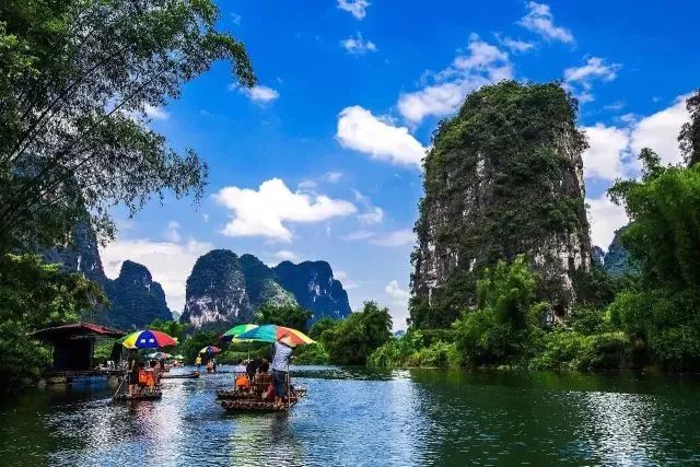 陽朔必去的幾個景點——探索廣西的美麗之旅，陽朔必游景點探秘，廣西美麗之旅的精華所在